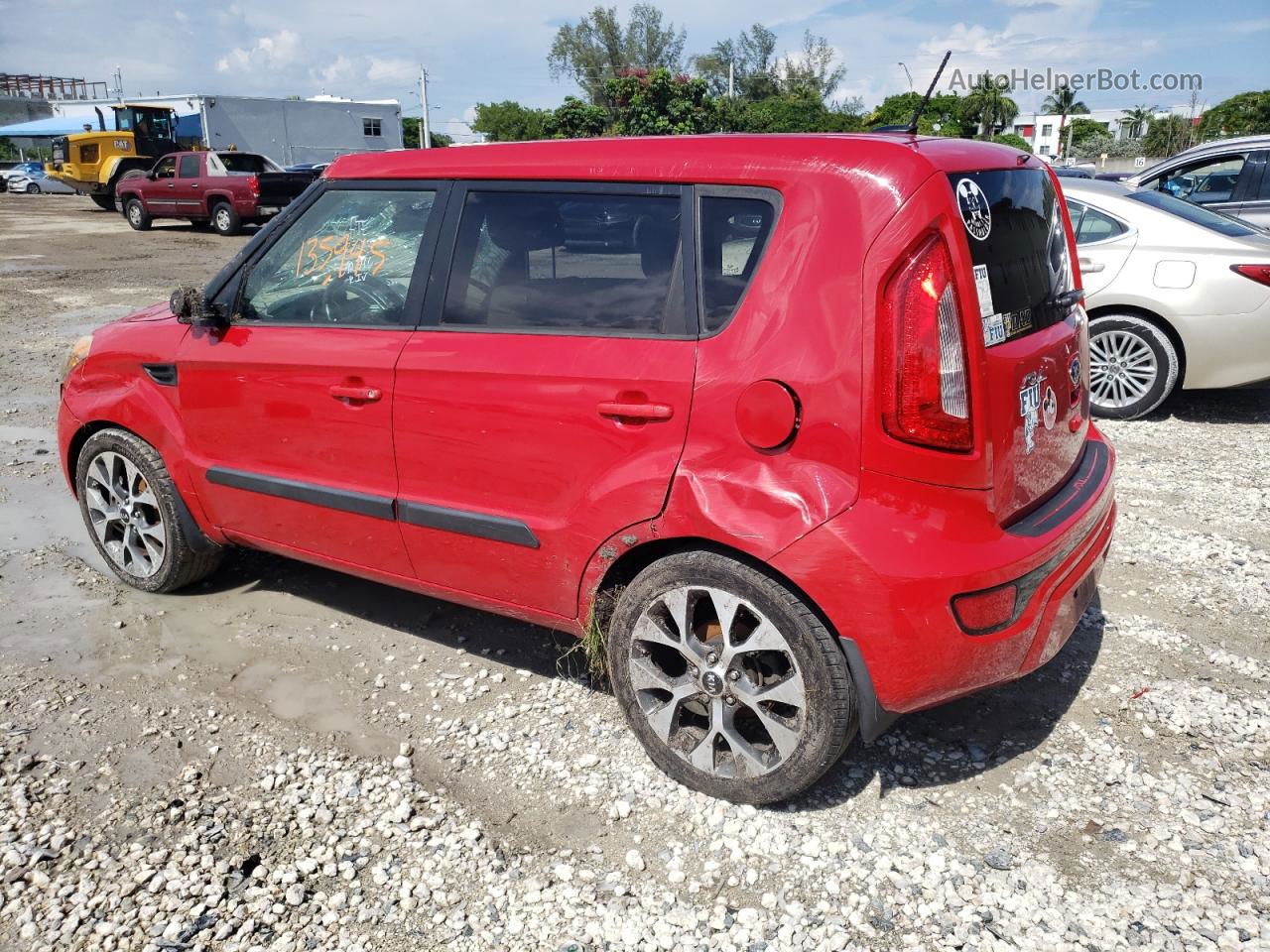 2013 Kia Soul + Red vin: KNDJT2A66D7592396