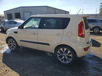 2013 Kia Soul + White vin: KNDJT2A66D7771439