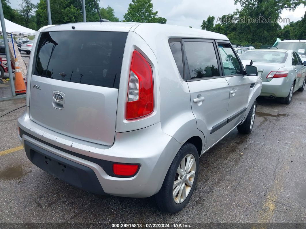 2012 Kia Soul + Серебряный vin: KNDJT2A67C7401454