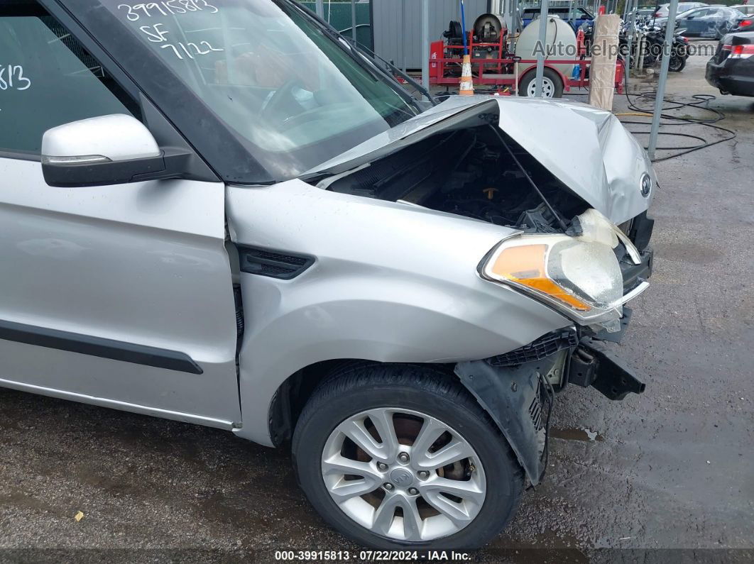 2012 Kia Soul + Серебряный vin: KNDJT2A67C7401454