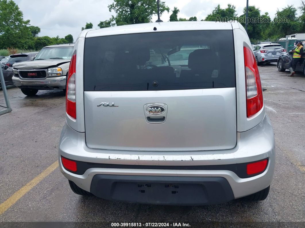 2012 Kia Soul + Серебряный vin: KNDJT2A67C7401454