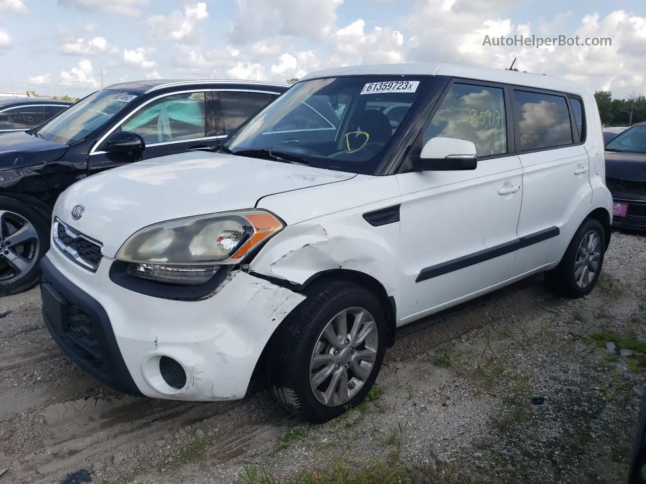 2012 Kia Soul + White vin: KNDJT2A67C7463260