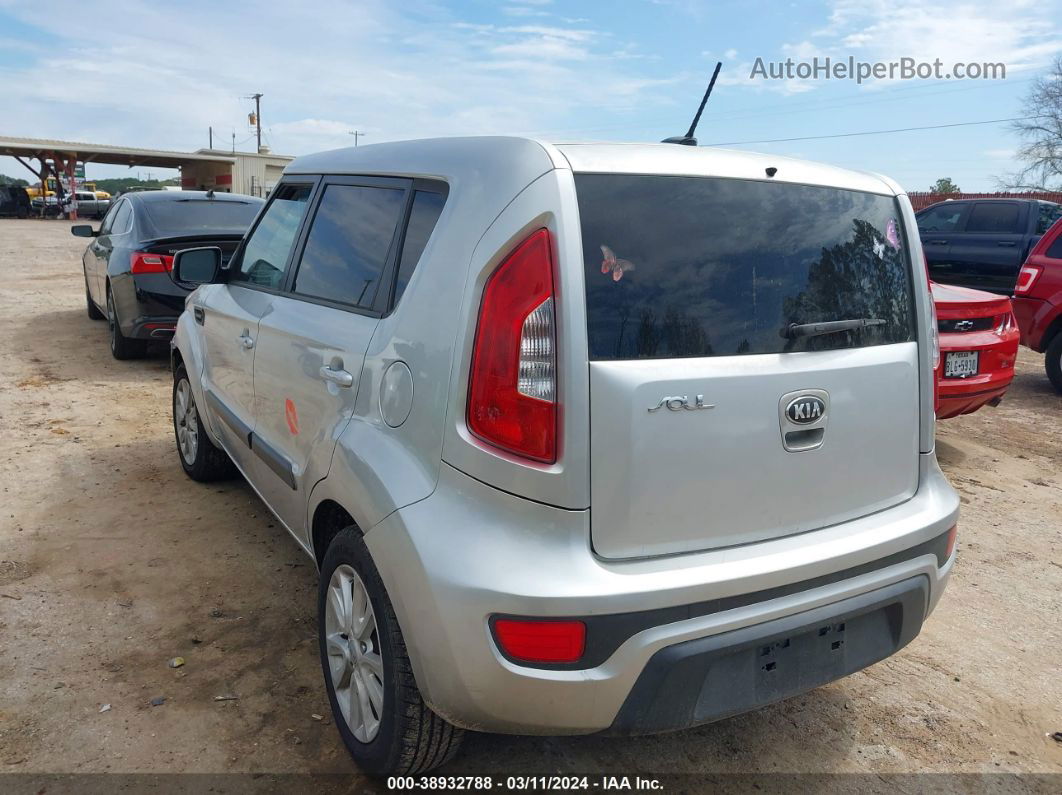 2013 Kia Soul + Silver vin: KNDJT2A67D7504455