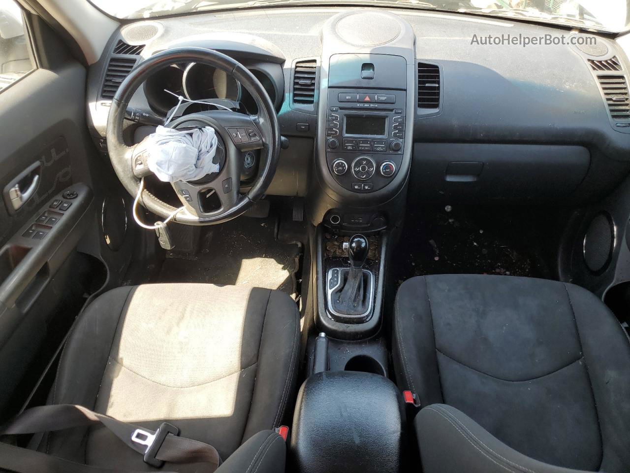 2013 Kia Soul + Серебряный vin: KNDJT2A67D7557575