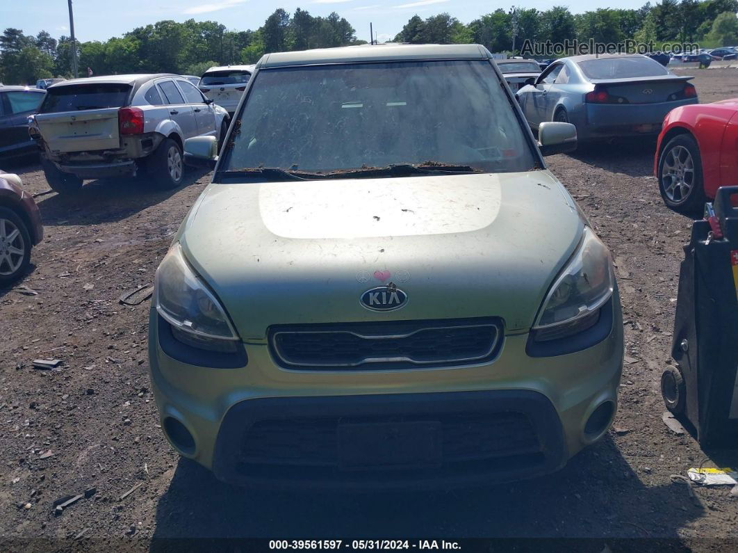 2013 Kia Soul + Green vin: KNDJT2A67D7607942