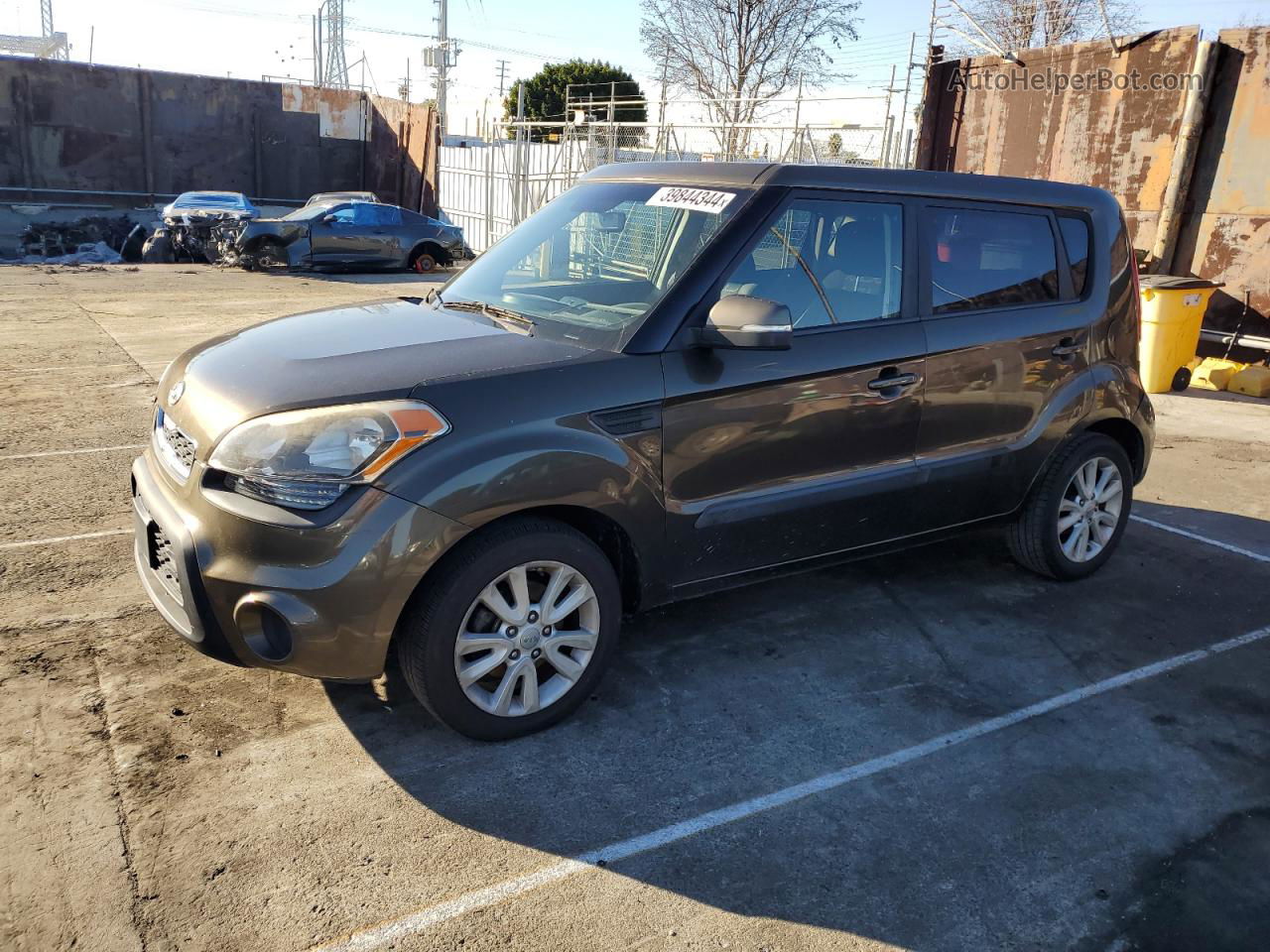 2012 Kia Soul + Коричневый vin: KNDJT2A68C7374992