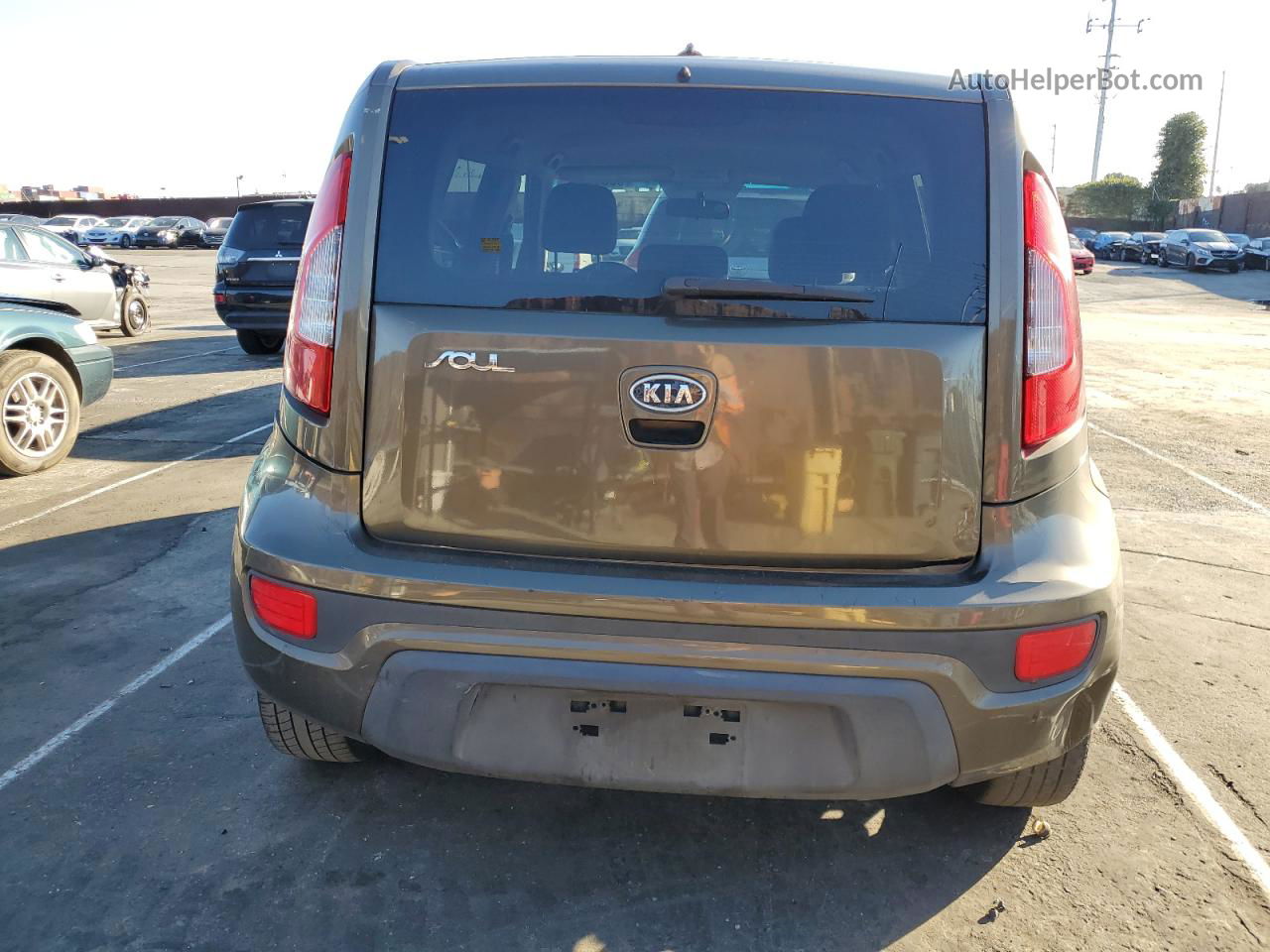 2012 Kia Soul + Коричневый vin: KNDJT2A68C7374992