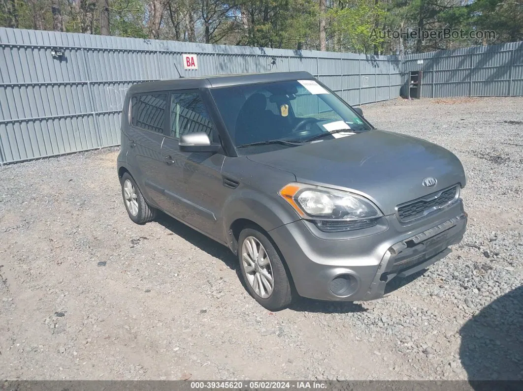 2013 Kia Soul + Gray vin: KNDJT2A68D7585630