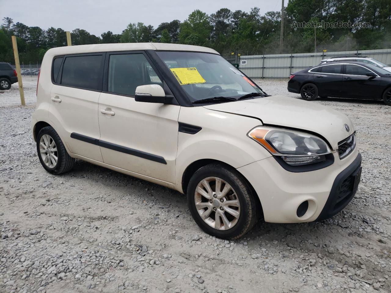 2013 Kia Soul + Бежевый vin: KNDJT2A68D7757865