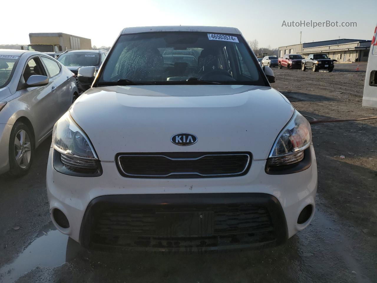 2013 Kia Soul + White vin: KNDJT2A68D7766002