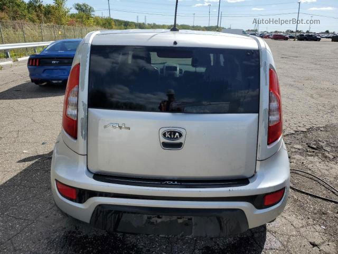 2012 Kia Soul + Серебряный vin: KNDJT2A69C7418806