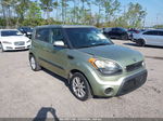 2013 Kia Soul + Green vin: KNDJT2A69D7504909