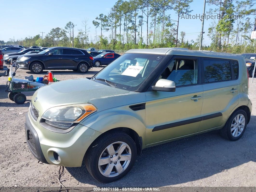 2013 Kia Soul + Green vin: KNDJT2A69D7504909