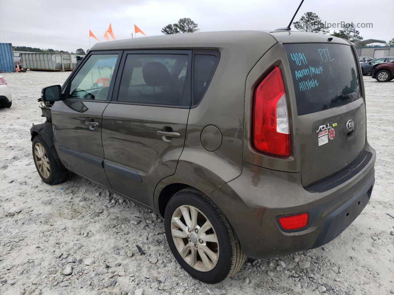 2013 Kia Soul + Green vin: KNDJT2A69D7534136