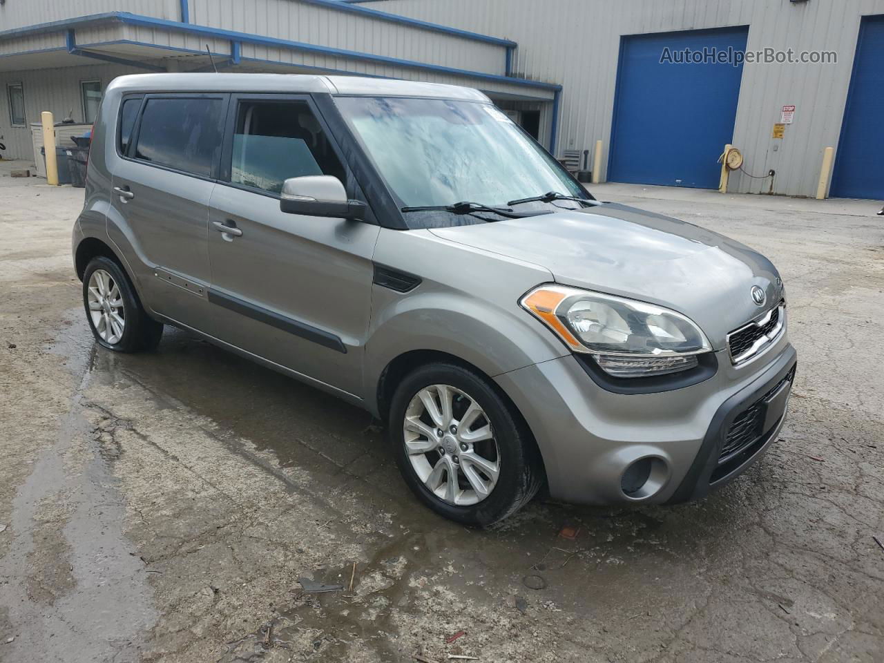 2013 Kia Soul + Gray vin: KNDJT2A69D7561563