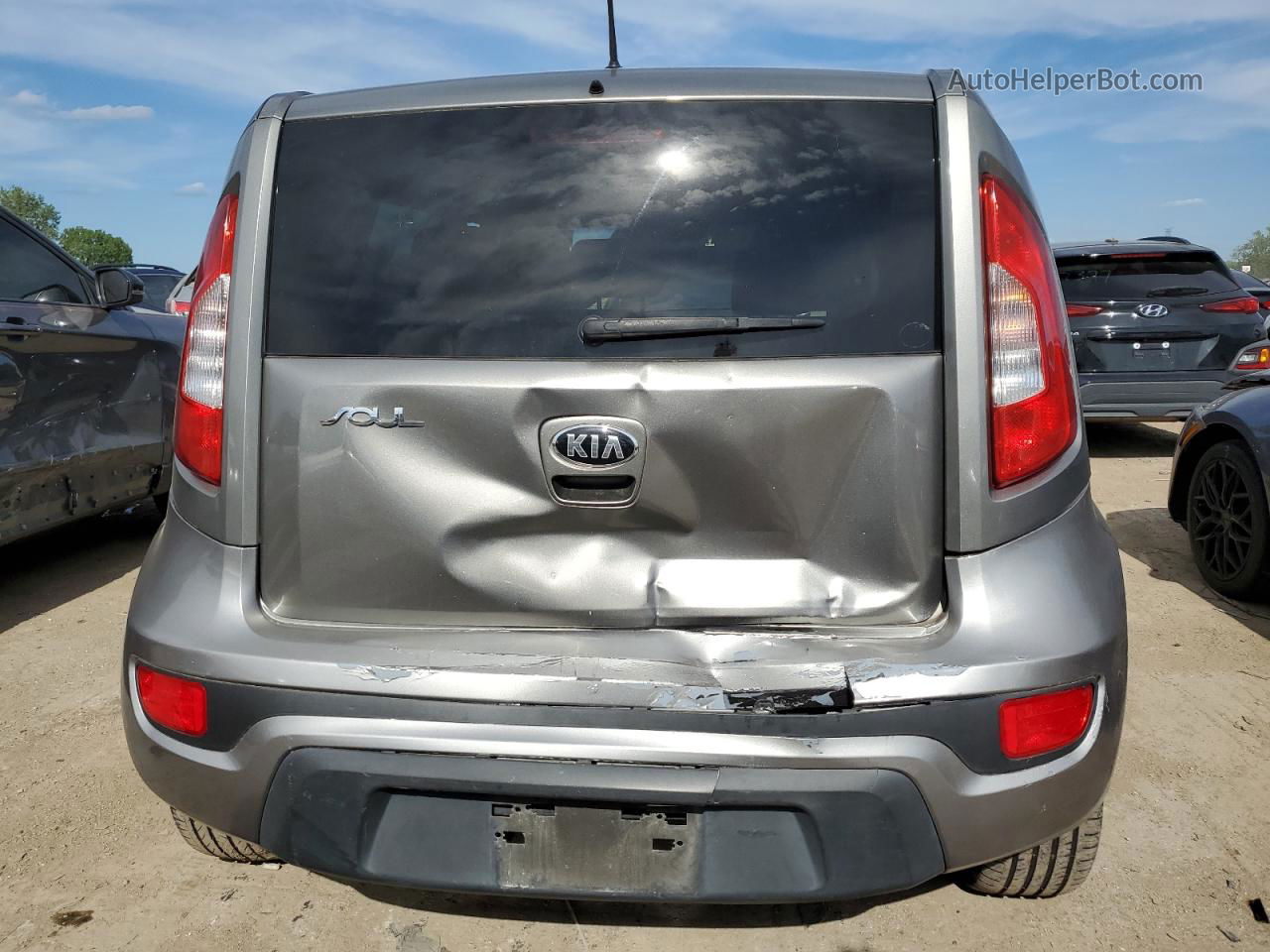 2013 Kia Soul + Gray vin: KNDJT2A69D7607148