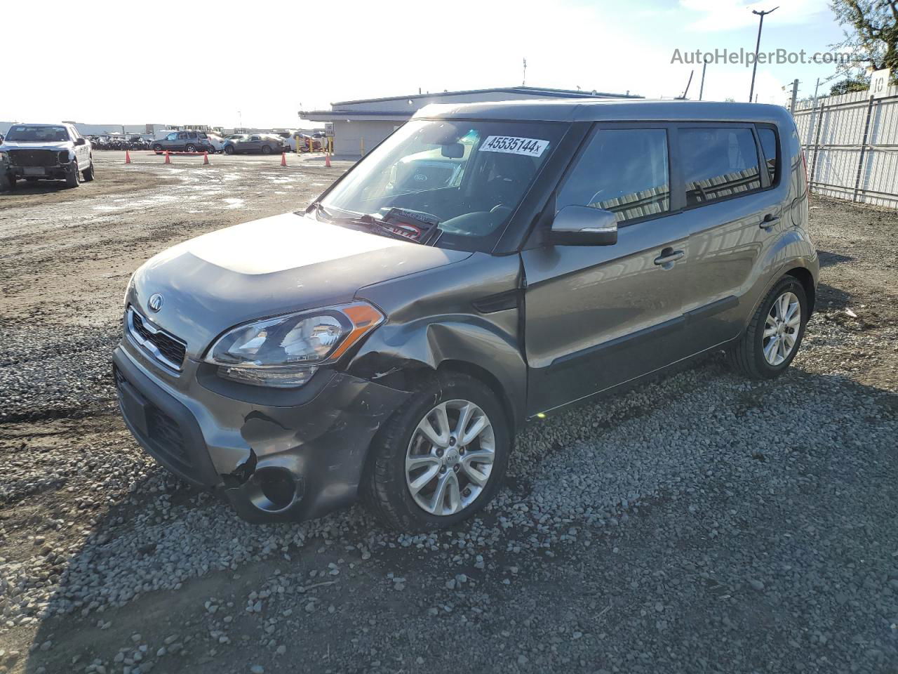 2013 Kia Soul + Silver vin: KNDJT2A69D7615167