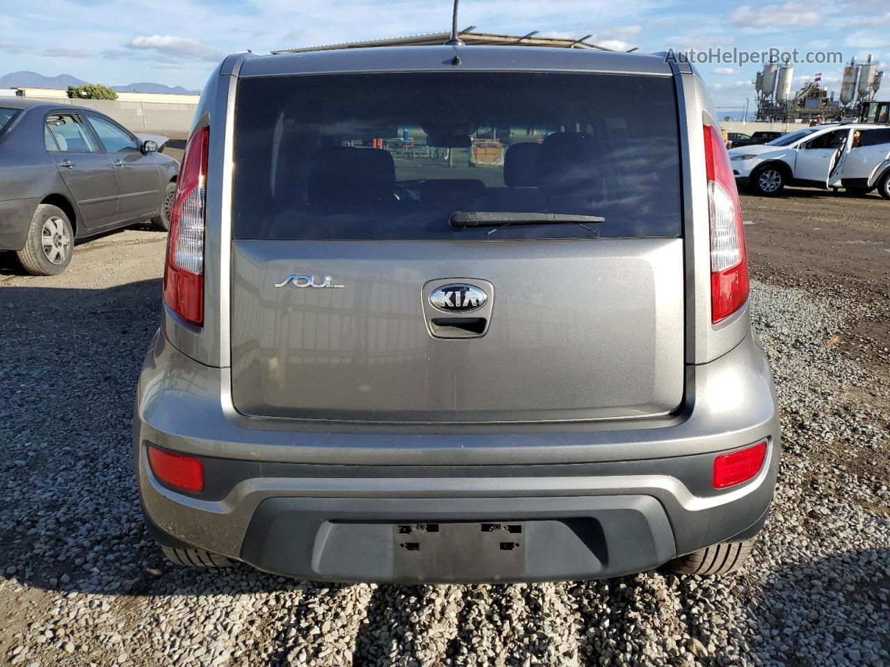 2013 Kia Soul + Silver vin: KNDJT2A69D7615167