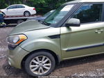 2013 Kia Soul + Green vin: KNDJT2A69D7618781