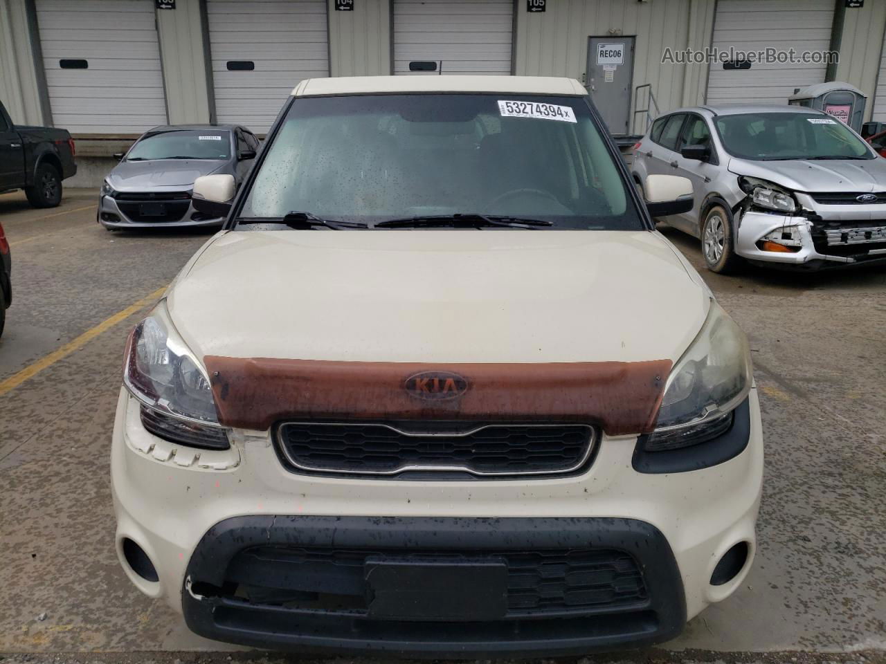 2013 Kia Soul + Beige vin: KNDJT2A6XD7497565