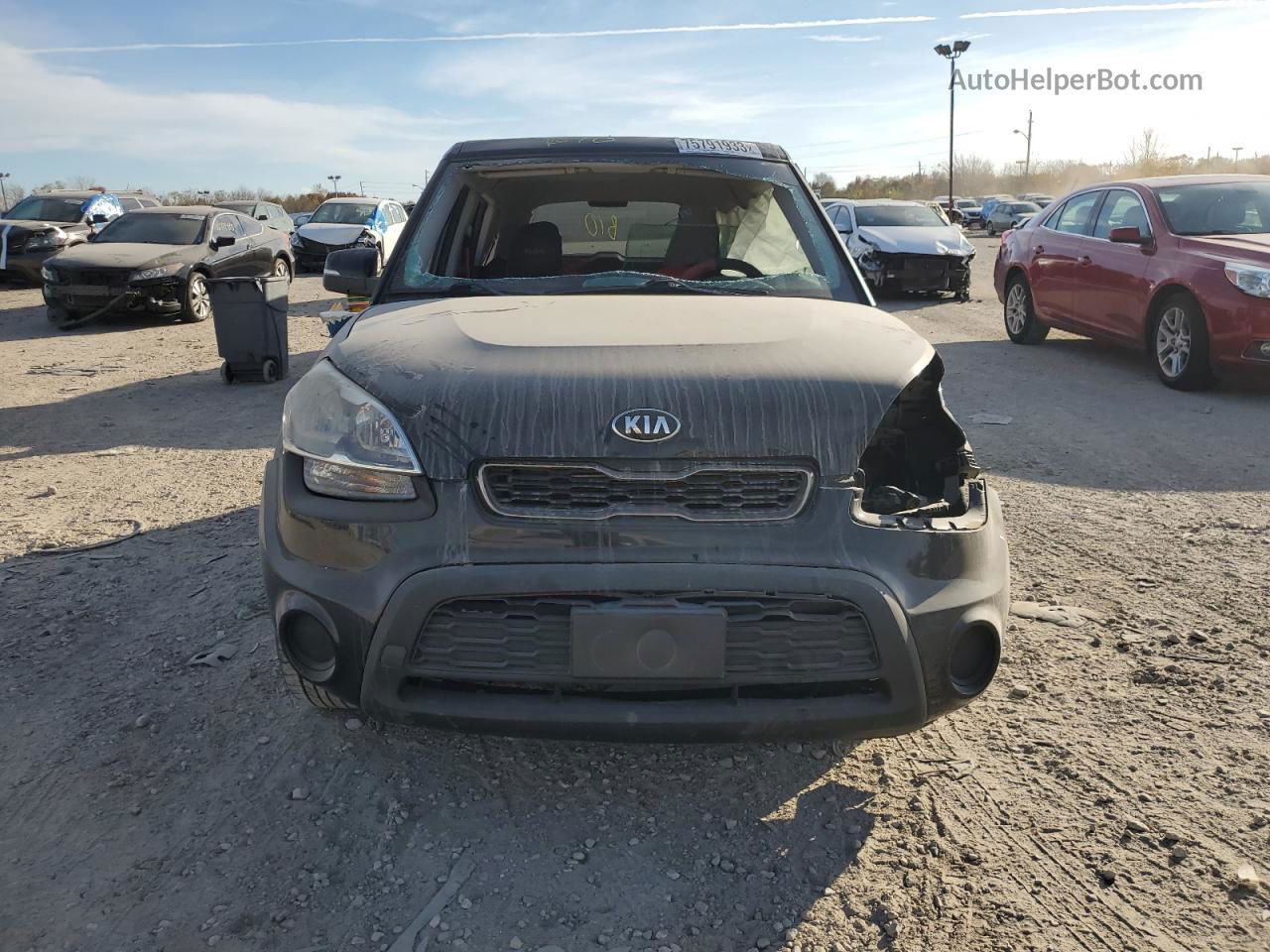 2013 Kia Soul + Black vin: KNDJT2A6XD7519645