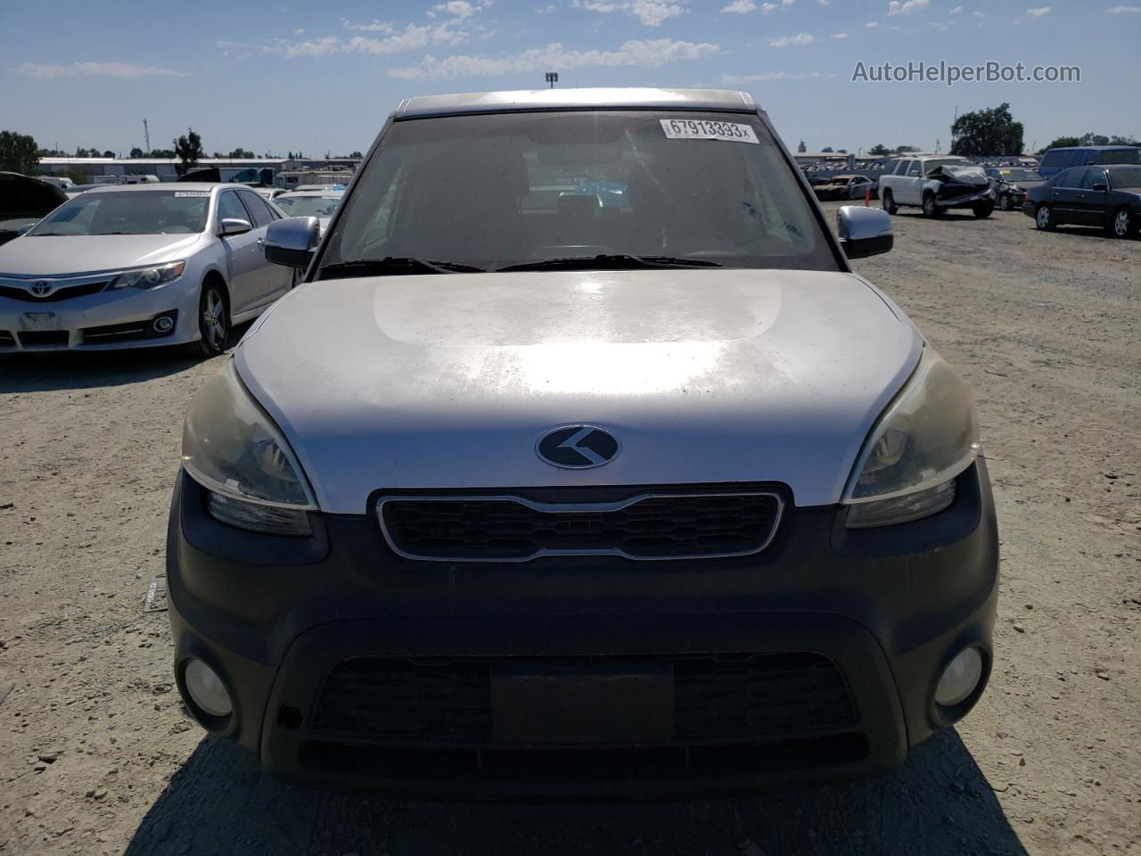 2013 Kia Soul + Серебряный vin: KNDJT2A6XD7529026