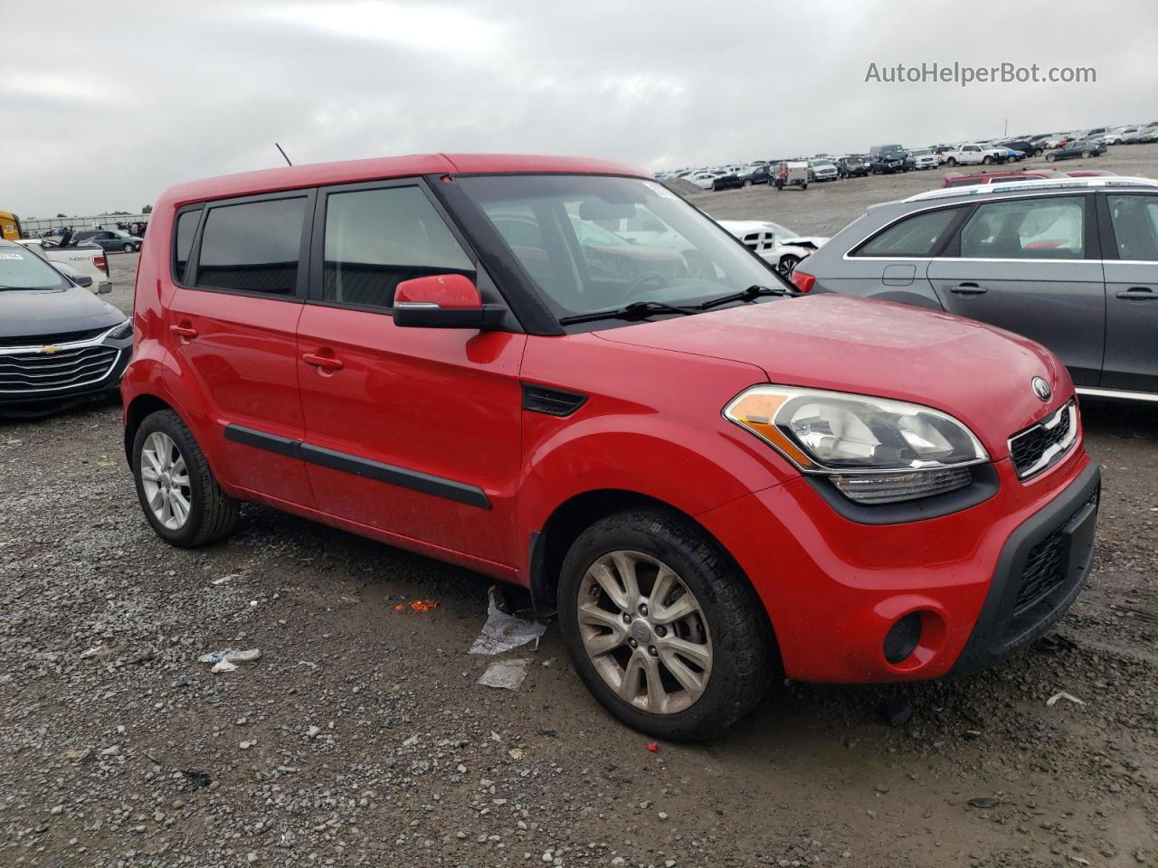 2013 Kia Soul + Red vin: KNDJT2A6XD7604761