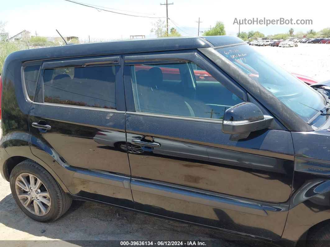 2013 Kia Soul + Black vin: KNDJT2A6XD7752876