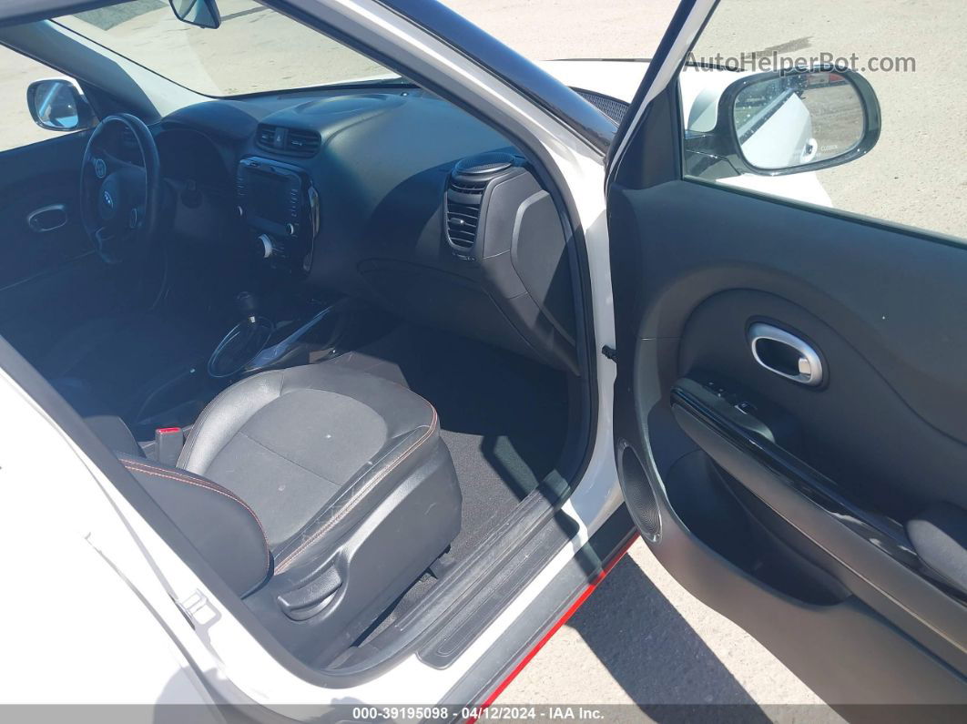 2019 Kia Soul ! White vin: KNDJX3AA4K7016866