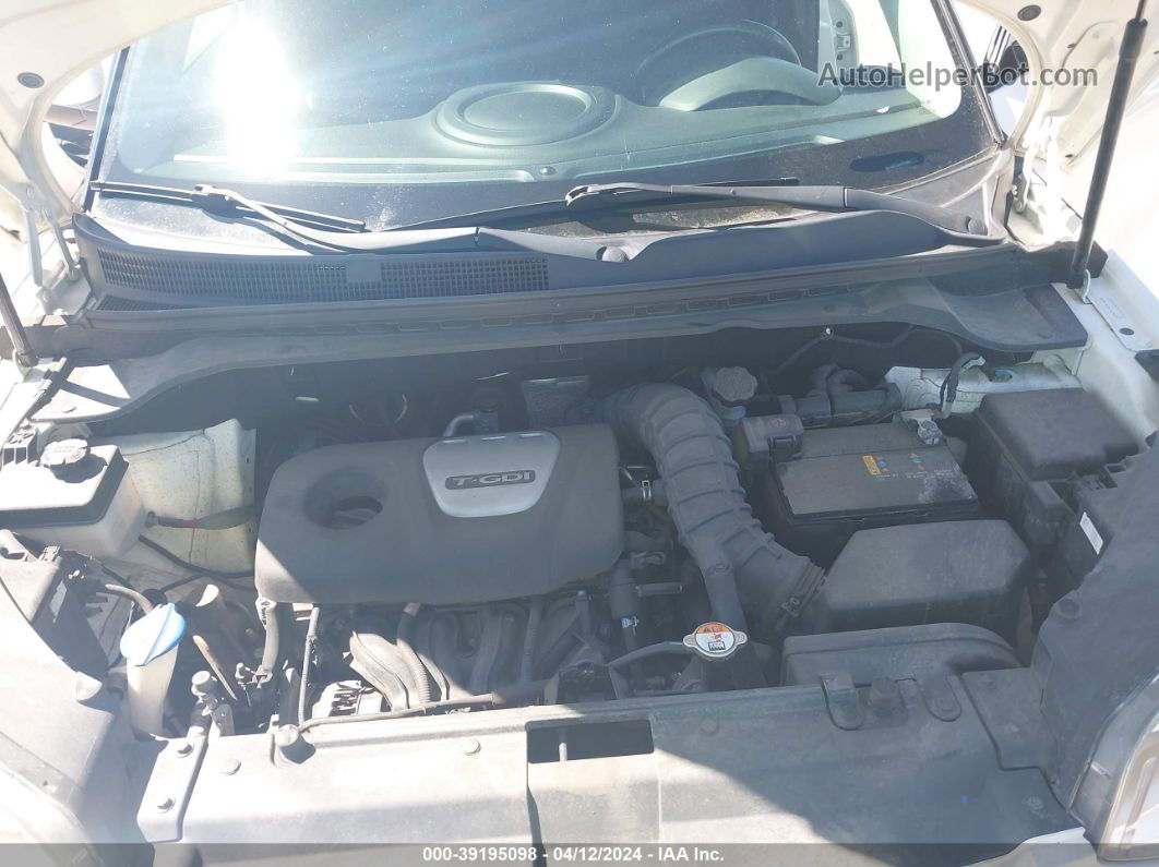 2019 Kia Soul ! White vin: KNDJX3AA4K7016866