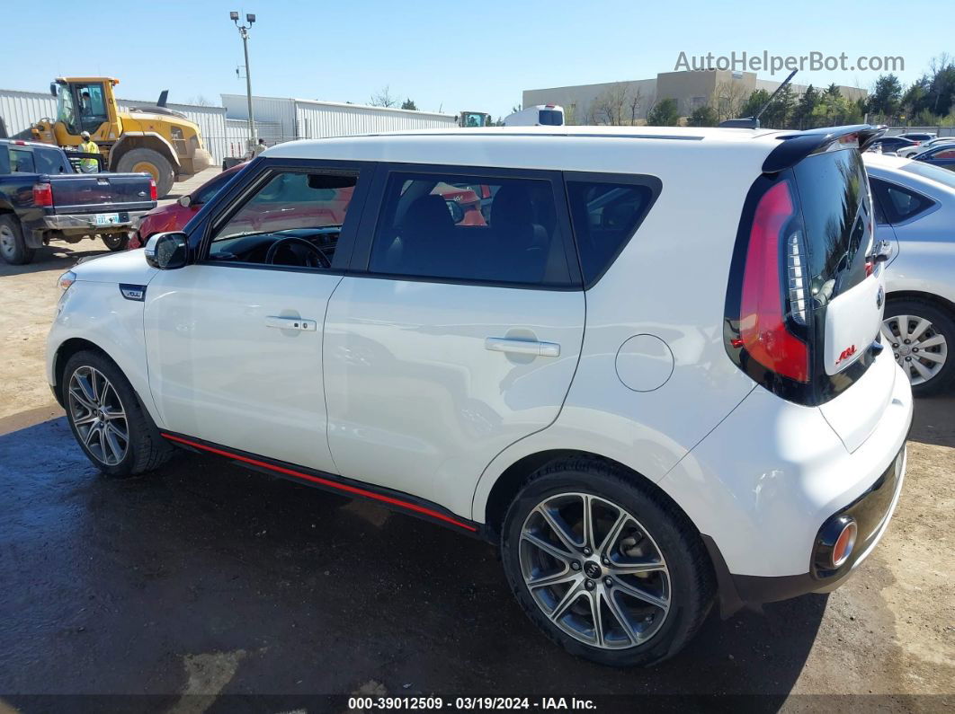 2019 Kia Soul ! White vin: KNDJX3AA6K7643228