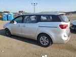 2017 Kia Sedona L Silver vin: KNDMA5C15H6279616