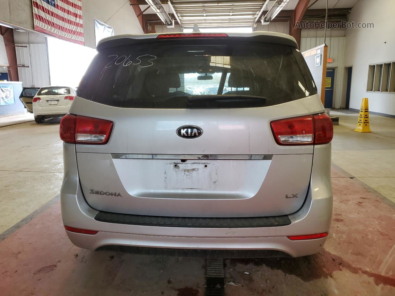 2017 Kia Sedona Lx Silver vin: KNDMB5C13H6306762