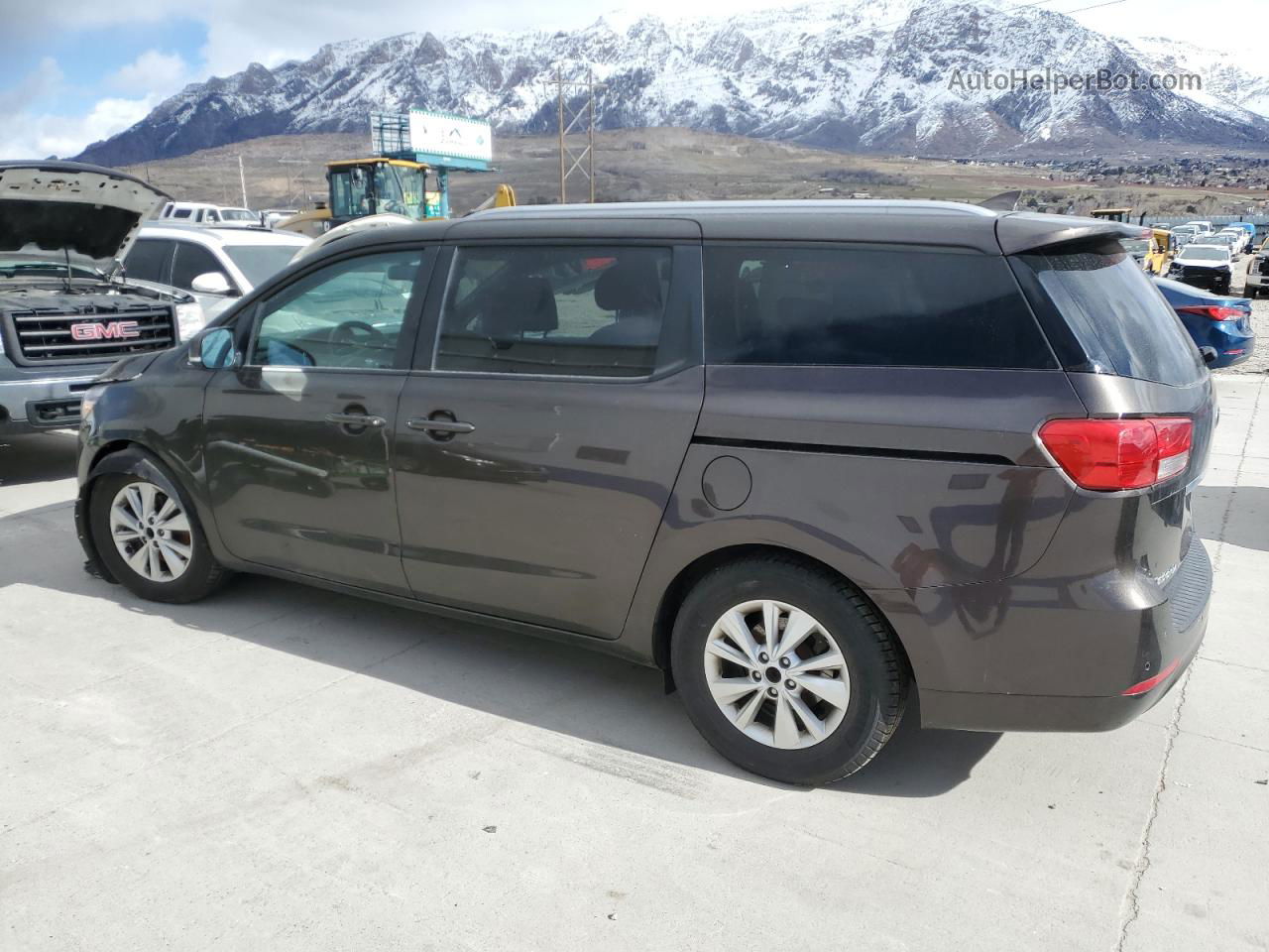 2017 Kia Sedona Lx Серый vin: KNDMB5C15H6339133