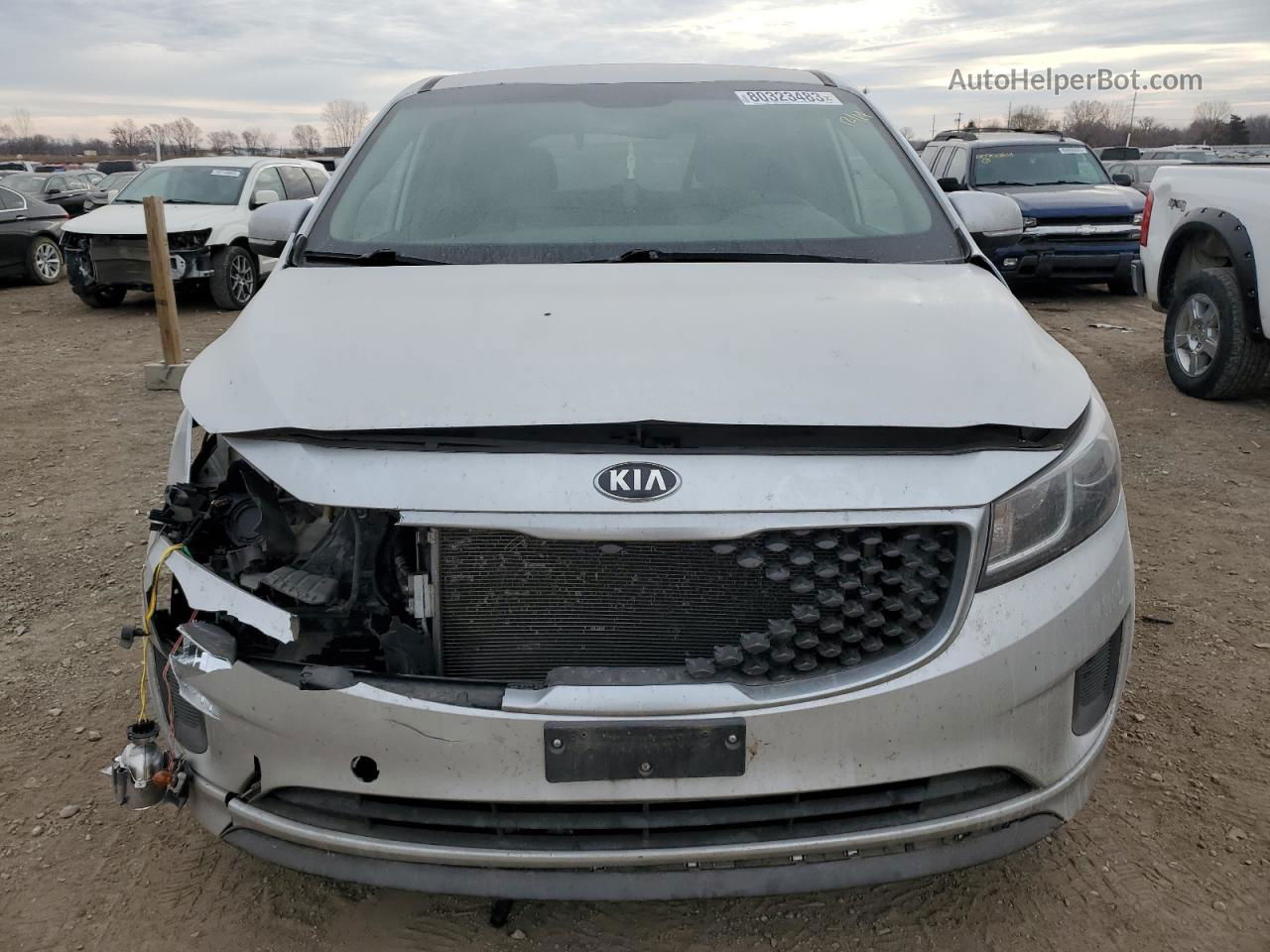 2017 Kia Sedona Lx Silver vin: KNDMB5C17H6231662