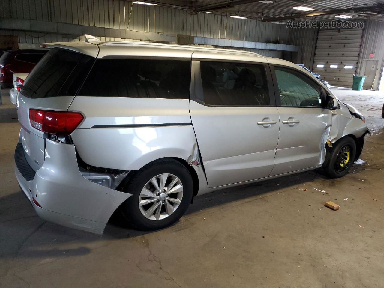 2017 Kia Sedona Lx Silver vin: KNDMB5C17H6305064