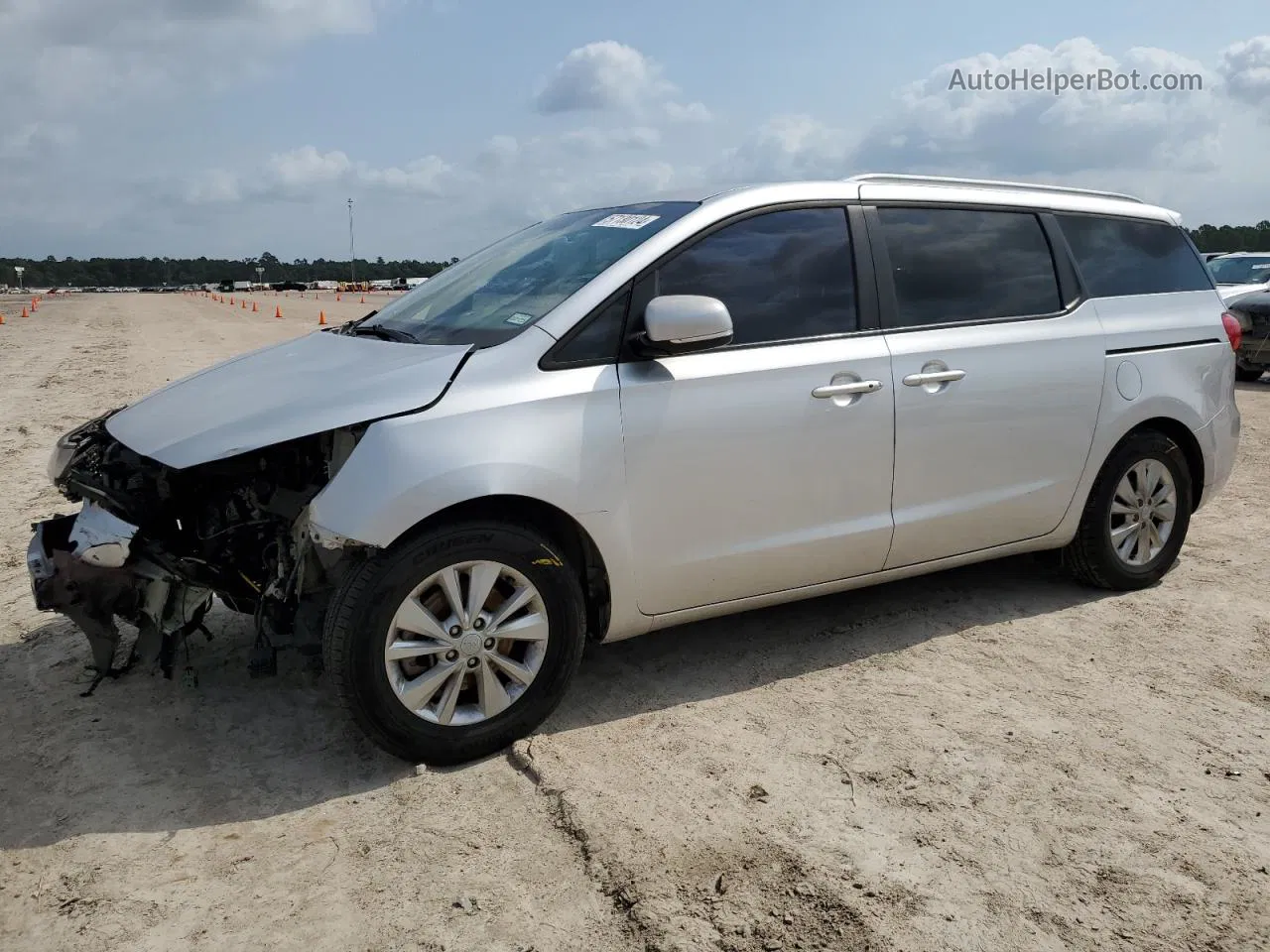 2017 Kia Sedona Lx Silver vin: KNDMB5C17H6312564