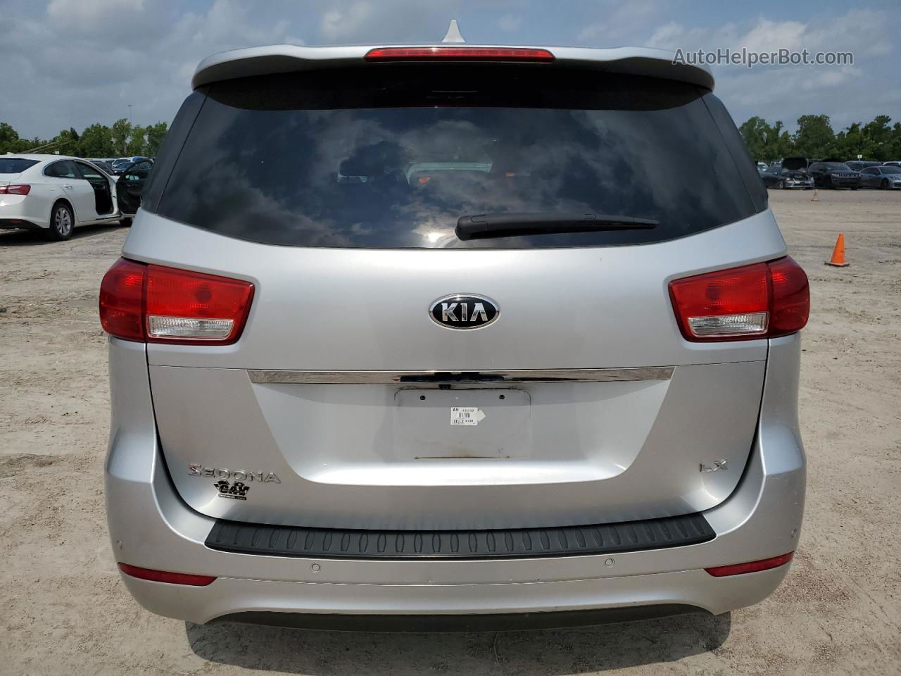 2017 Kia Sedona Lx Silver vin: KNDMB5C17H6312564