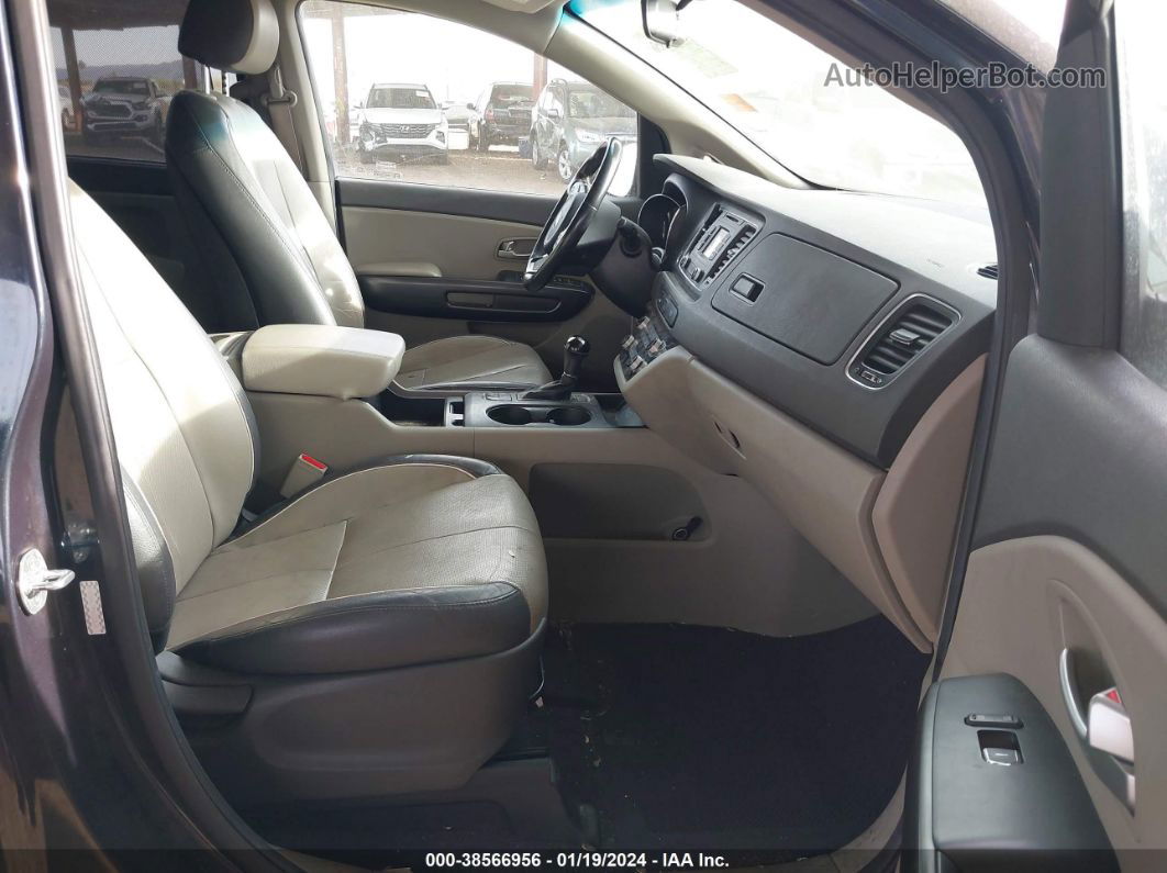 2017 Kia Sedona Lx Серый vin: KNDMB5C19H6233624