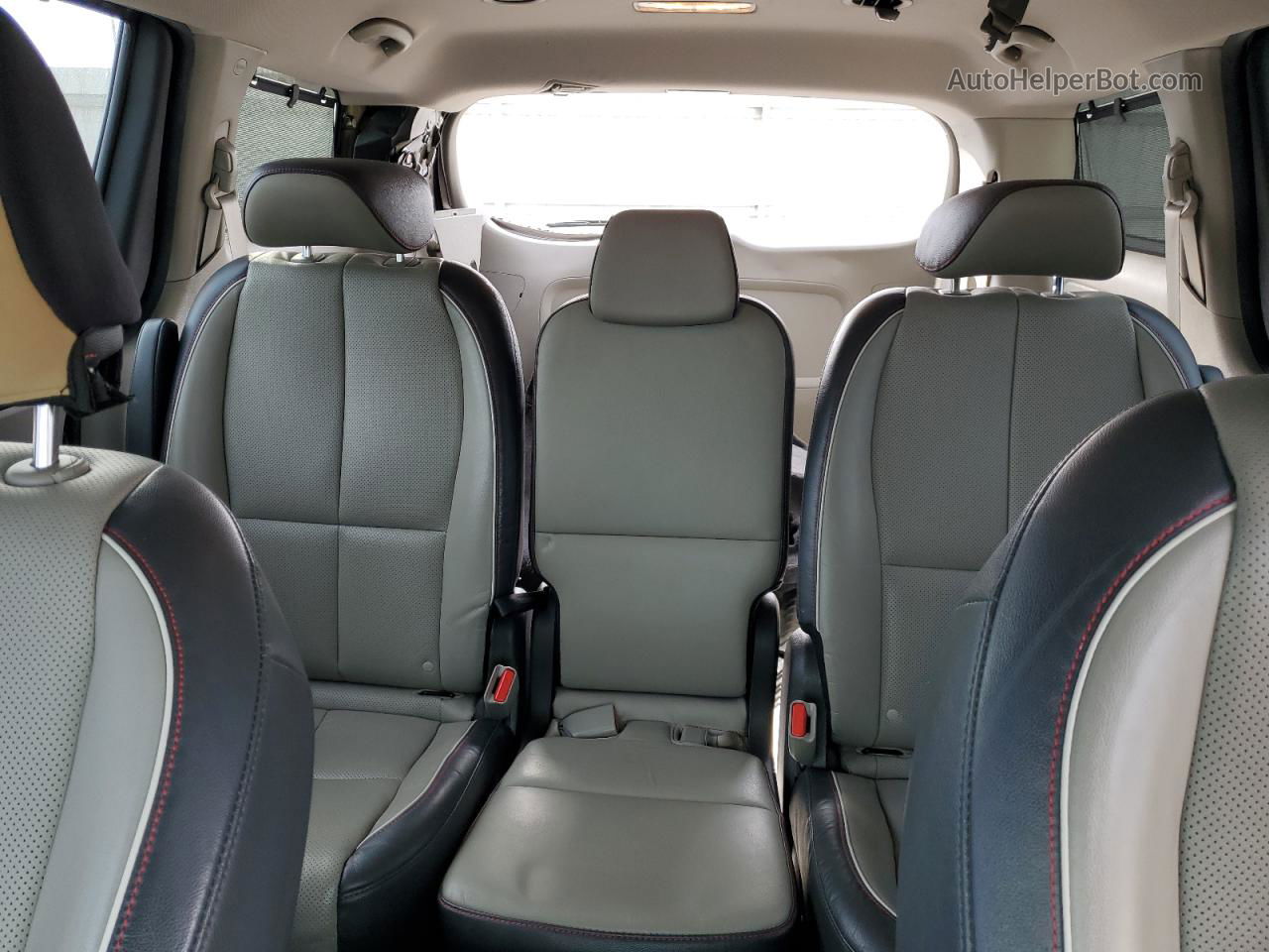 2017 Kia Sedona Lx Серый vin: KNDMB5C19H6331620