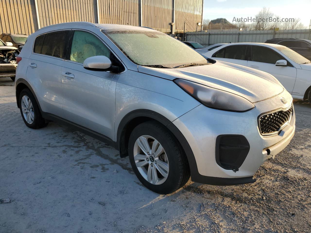 2017 Kia Sportage Lx Серебряный vin: KNDPM3AC1H7218657