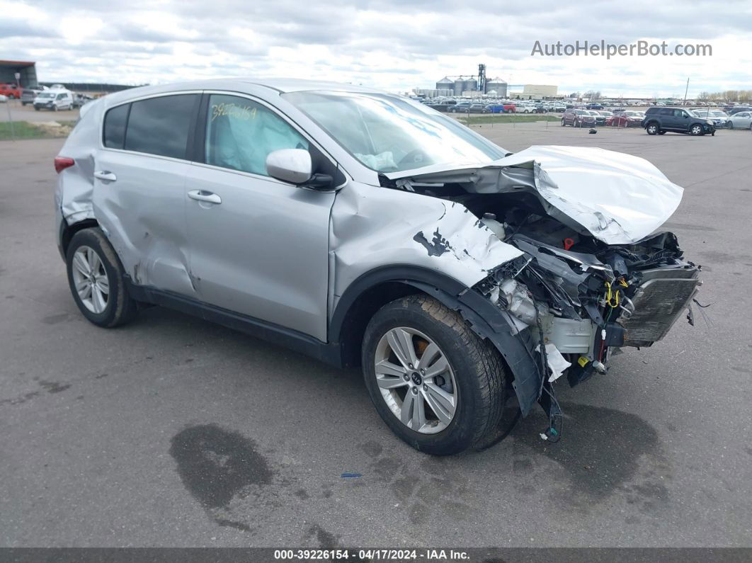 2017 Kia Sportage Lx Серебряный vin: KNDPM3AC3H7078918