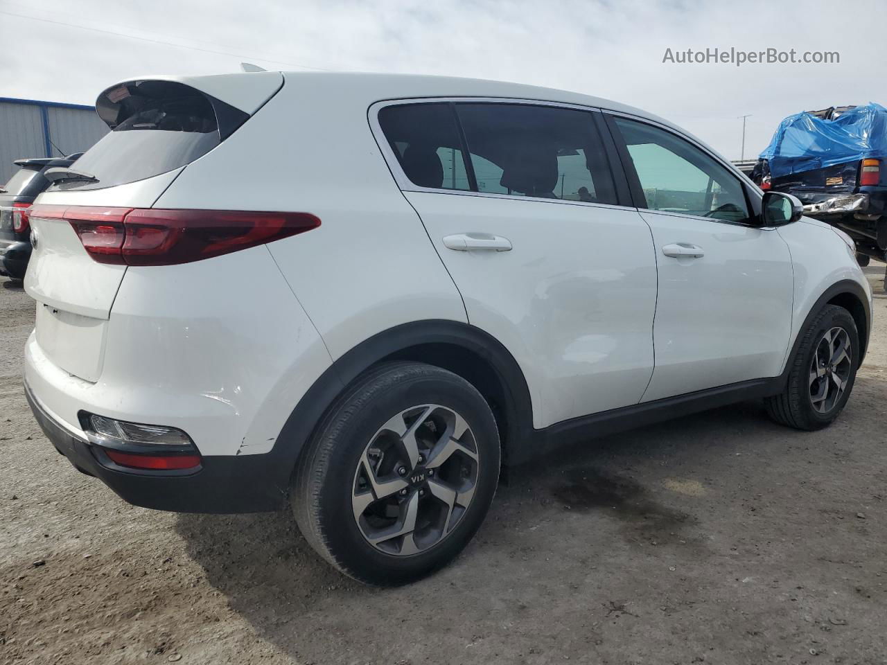 2020 Kia Sportage Lx Белый vin: KNDPM3AC3L7833459