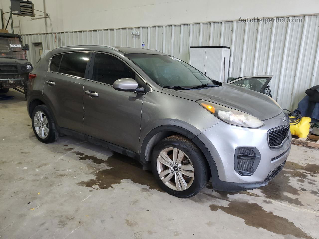 2017 Kia Sportage Lx Серый vin: KNDPM3AC4H7053560