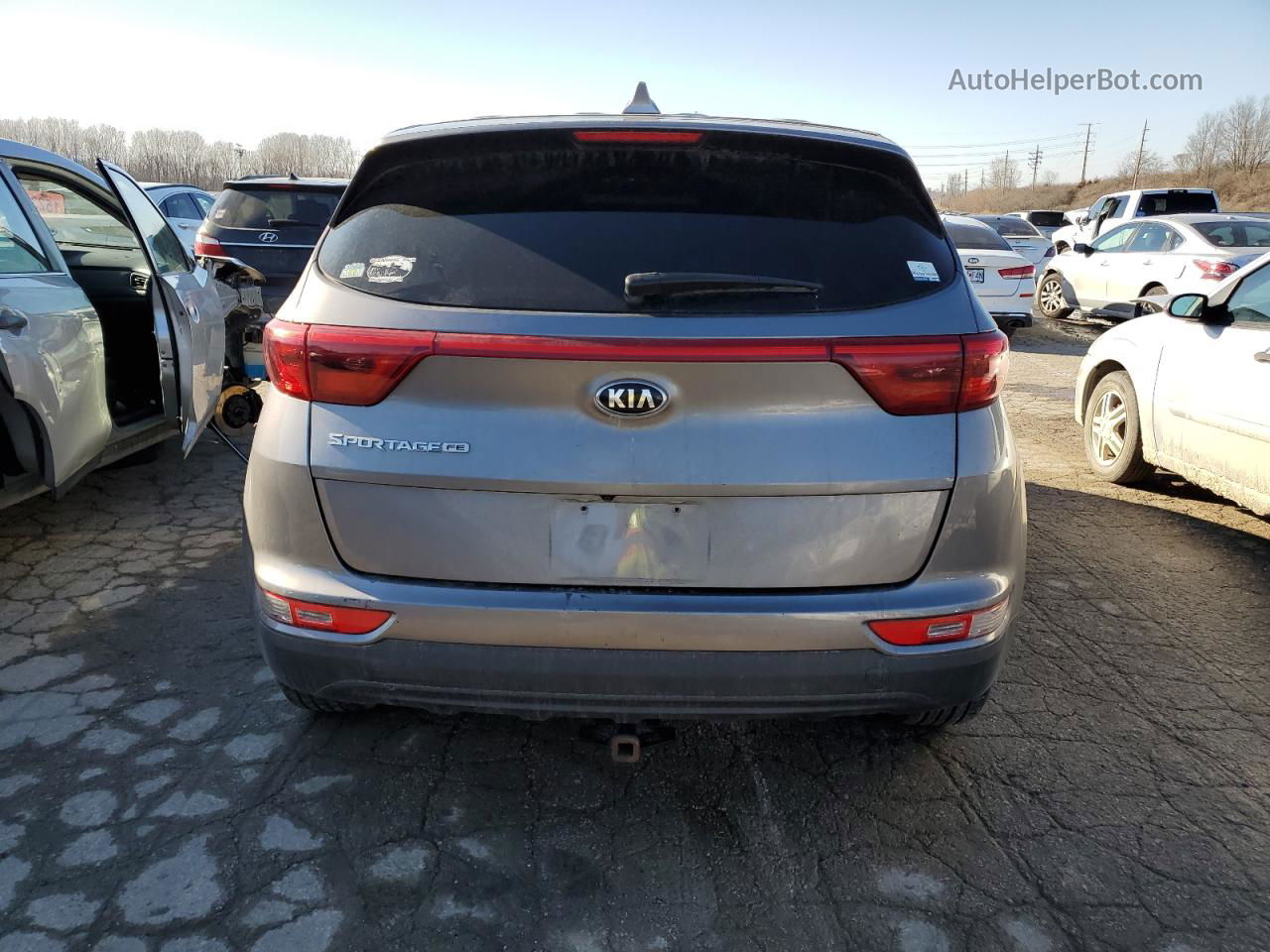 2017 Kia Sportage Lx Gray vin: KNDPM3AC8H7248321