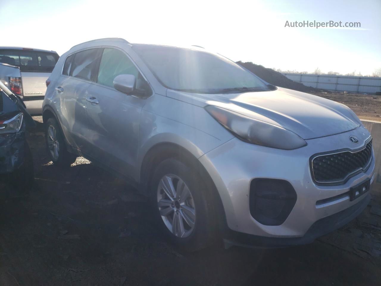 2017 Kia Sportage Lx Silver vin: KNDPM3ACXH7264634