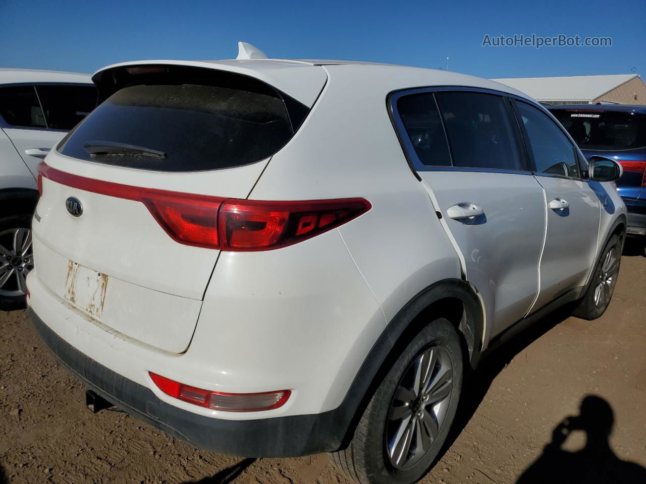 2017 Kia Sportage Lx White vin: KNDPMCAC1H7195056