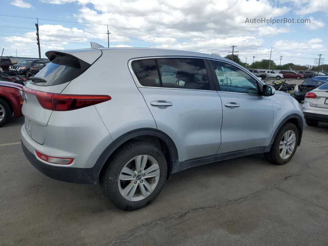 2017 Kia Sportage Lx Серебряный vin: KNDPMCAC3H7139362