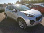 2017 Kia Sportage Lx Серебряный vin: KNDPMCAC6H7274660