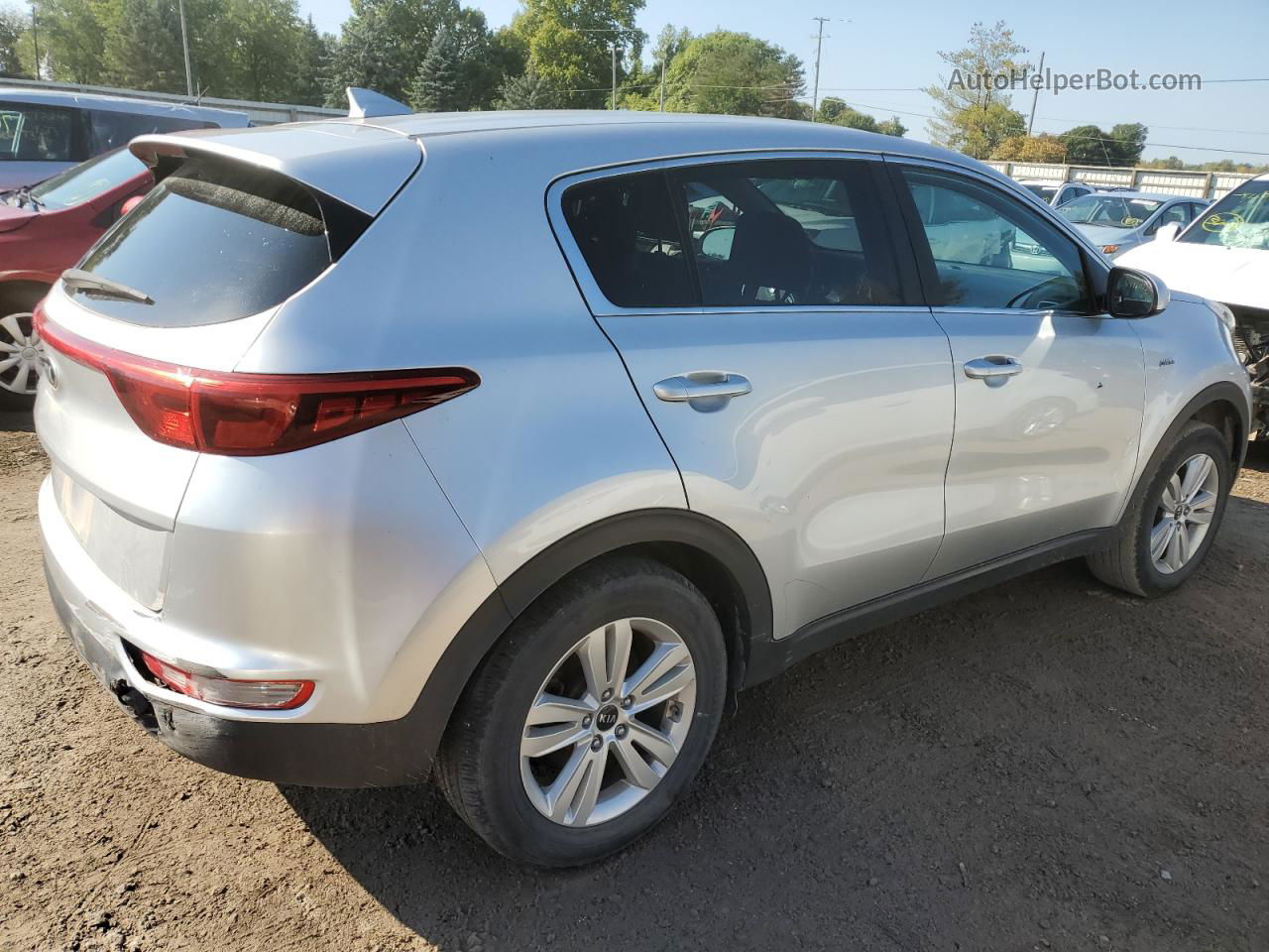 2017 Kia Sportage Lx Серебряный vin: KNDPMCAC6H7274660